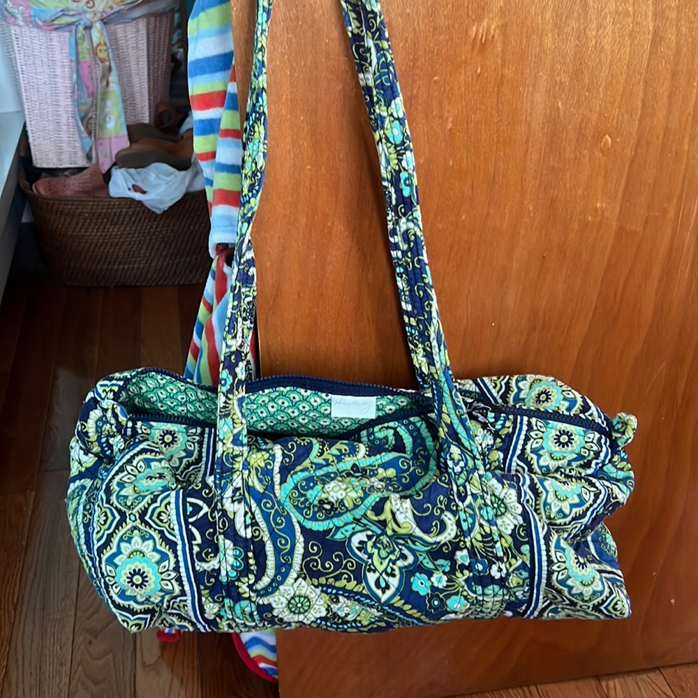 Vera Bradley medium sizes duffel.  Great for one day outing.